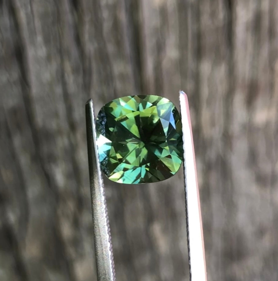 Captivating Parti Colour Sapphire M943