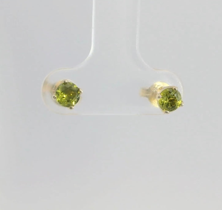 Elegant Yellow Green Sapphire set into 9ct Gold Earrings. M92148