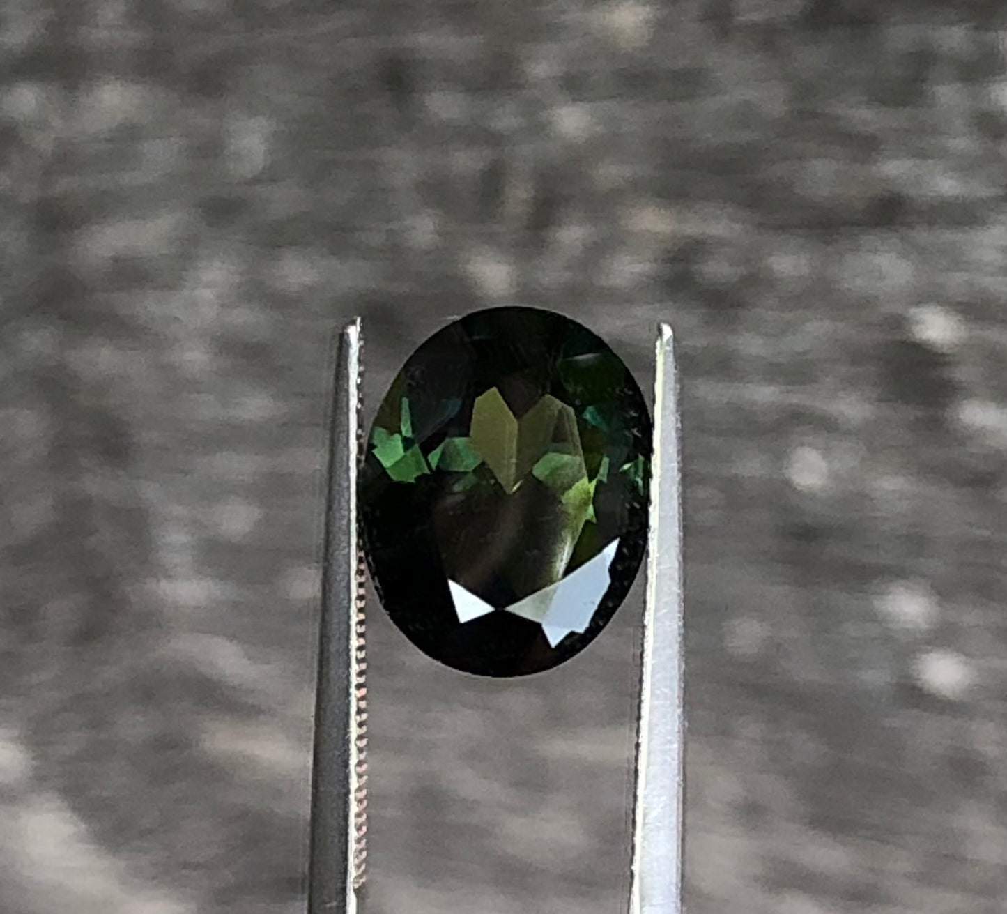 Deep Green Sapphire. M1049