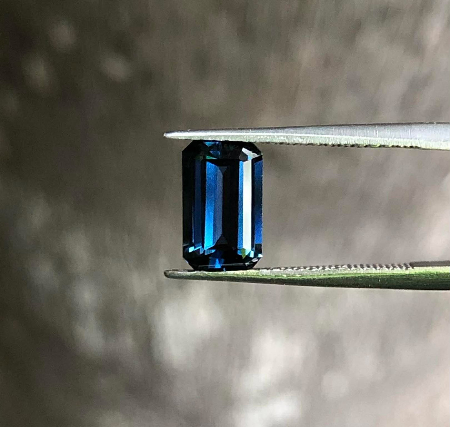 Rich Royal Blue Sapphire. M1311