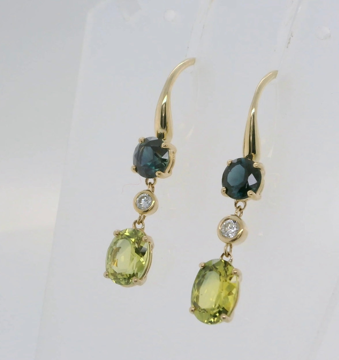 Stunning Sapphire & Diamond Drop Earrings M92145