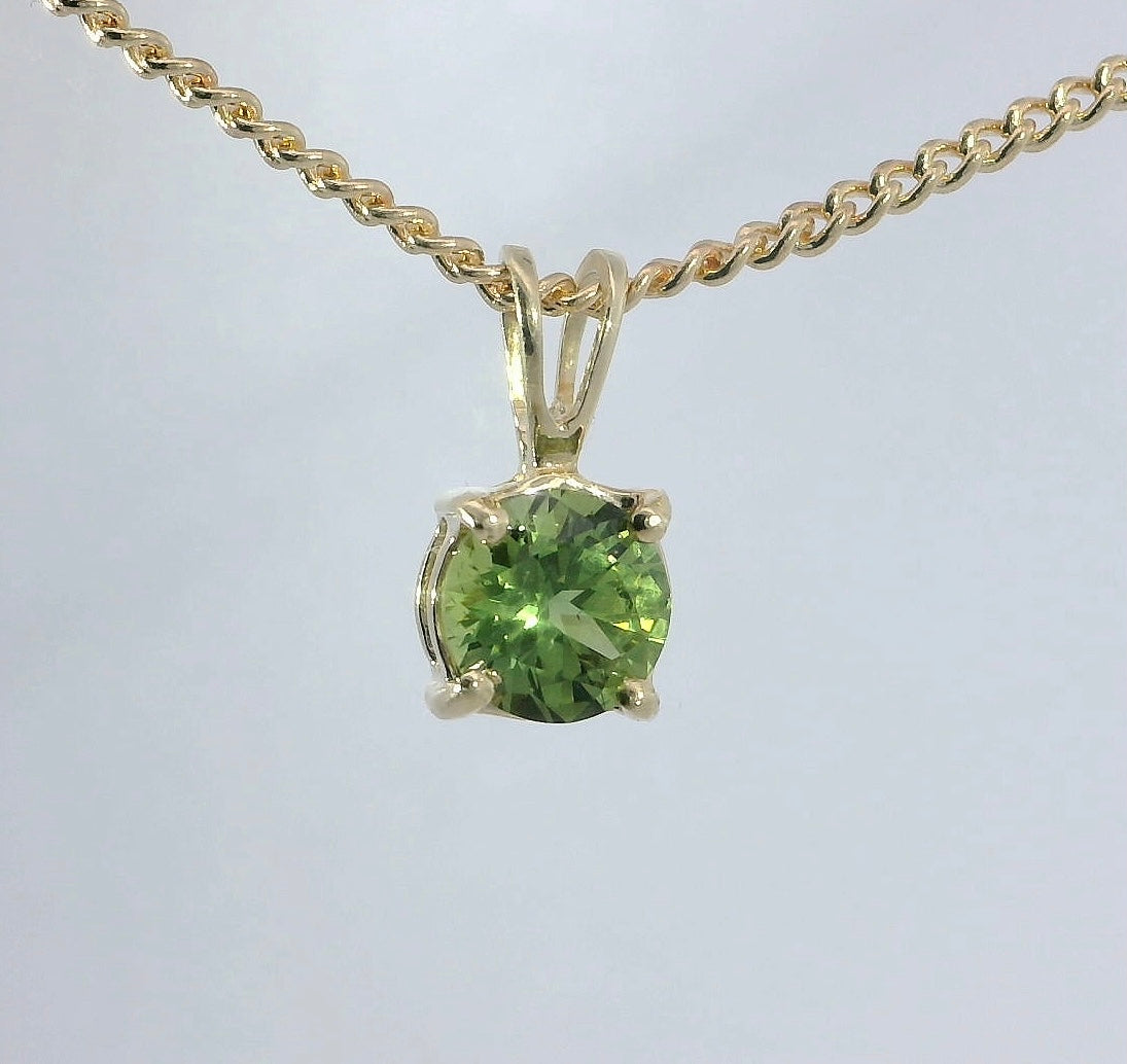 Bright Green Sapphire 9ct Gold Pendant. M92171