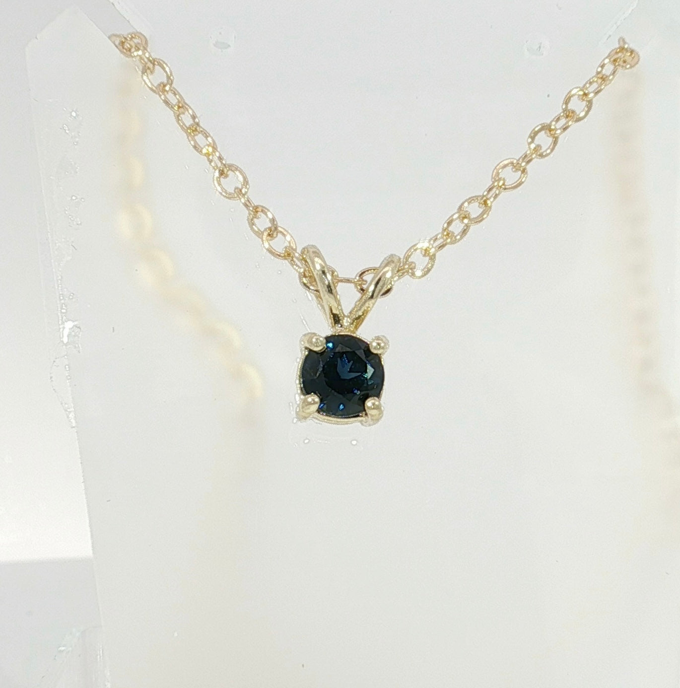 Blue Sapphire 9ct Gold Pendant. M92266
