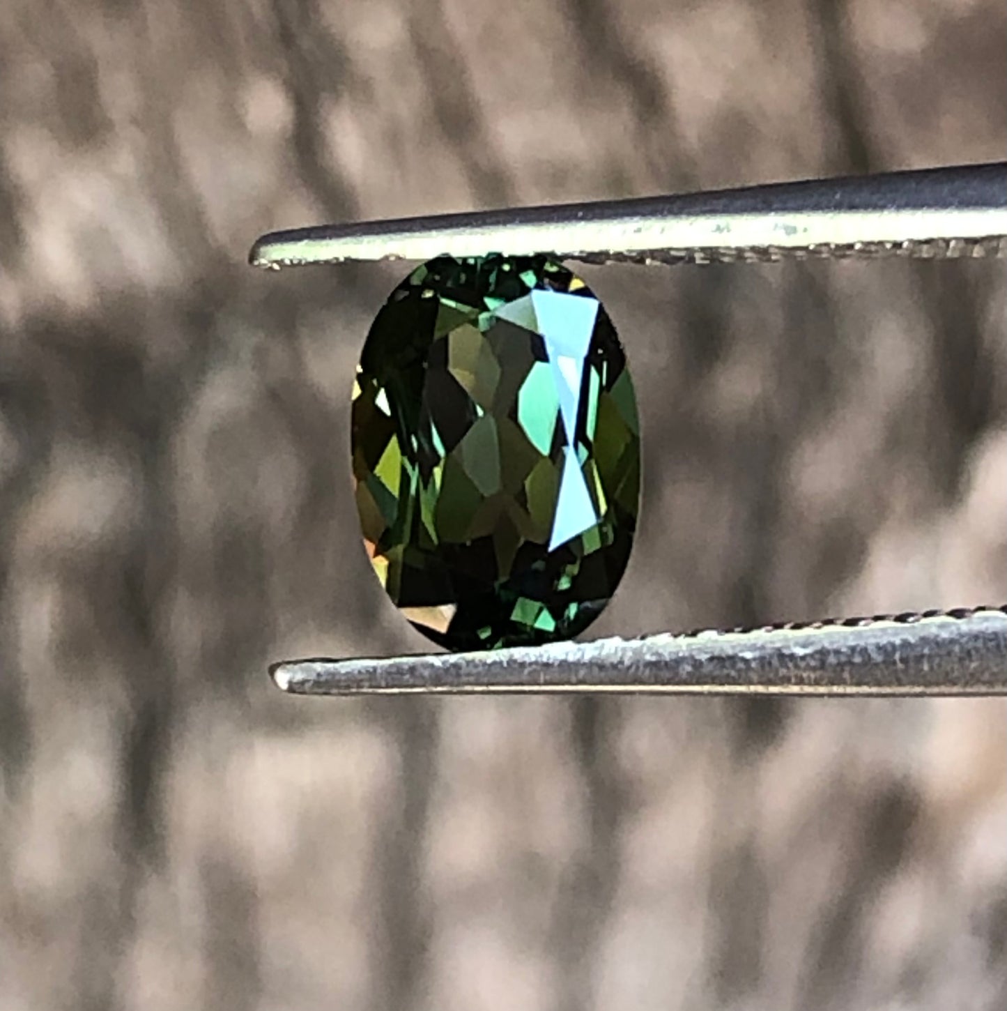 Deep Grass Green Australian Sapphire. M1022