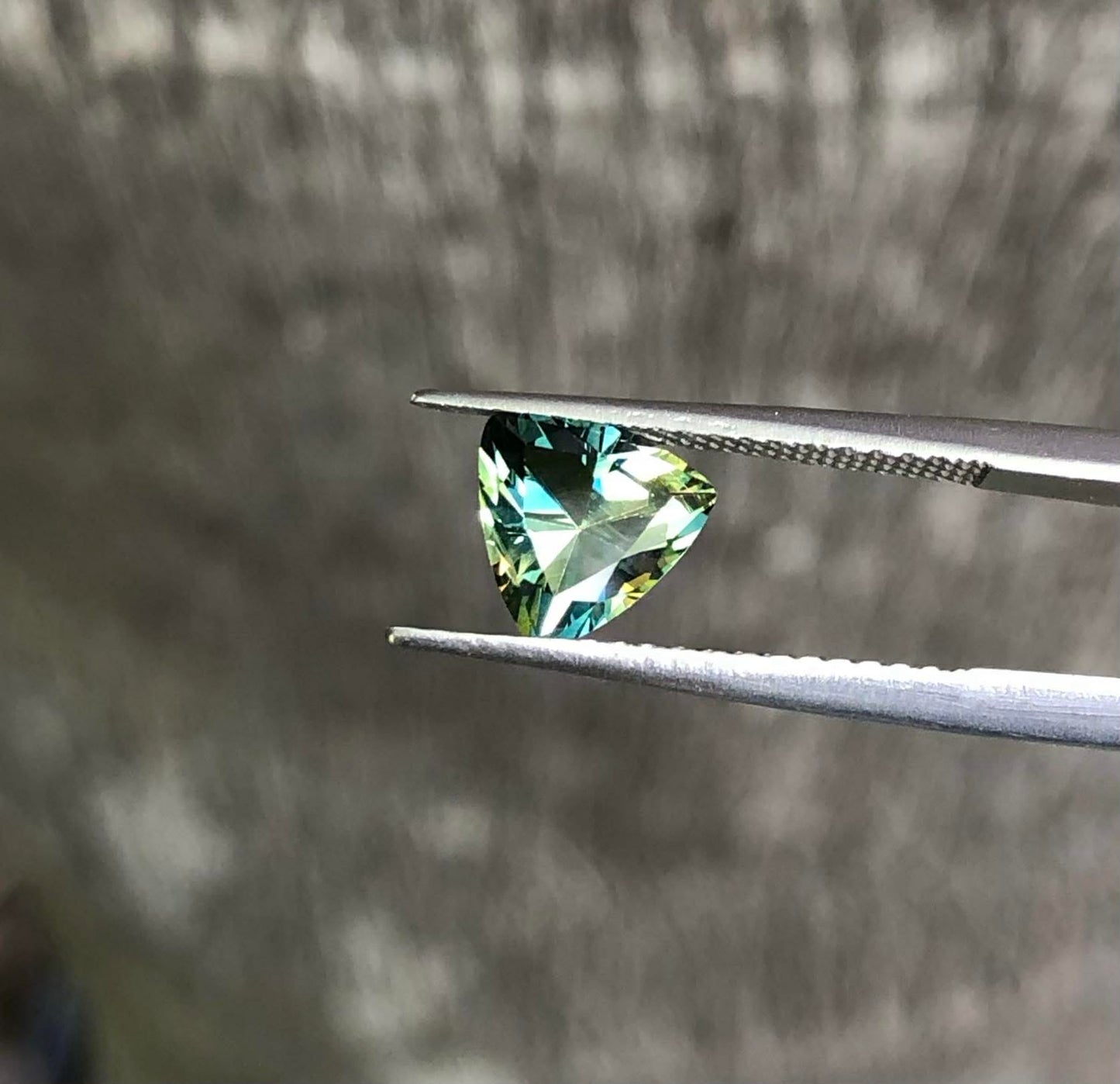 Dazzling Yellow Blue Green Parti Sapphire. M1245