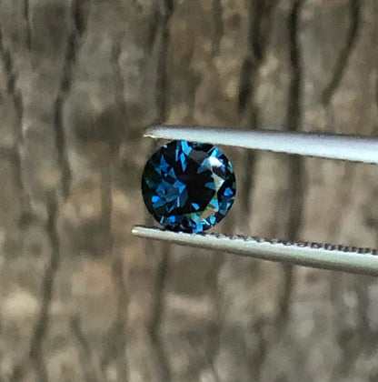 Rich Blue Sapphire. M1270