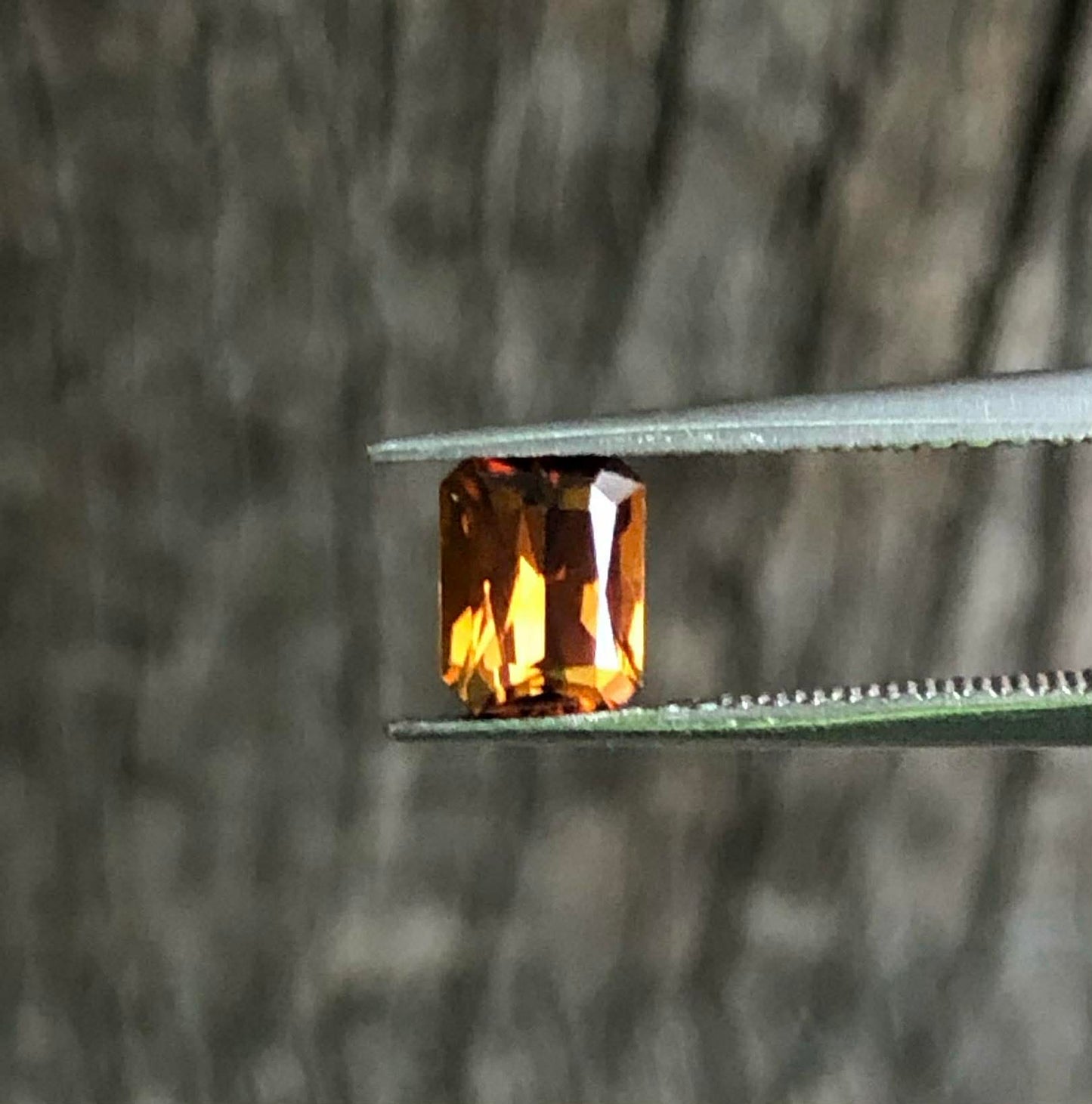 Natural Australian Zircon  M1282