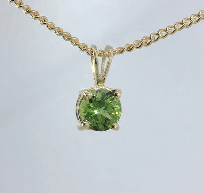 Bright Green Sapphire 9ct Gold Pendant. M92171
