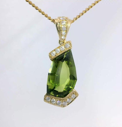 Exquisite Sapphire & Diamond 9ct Gold Pendant. M92248
