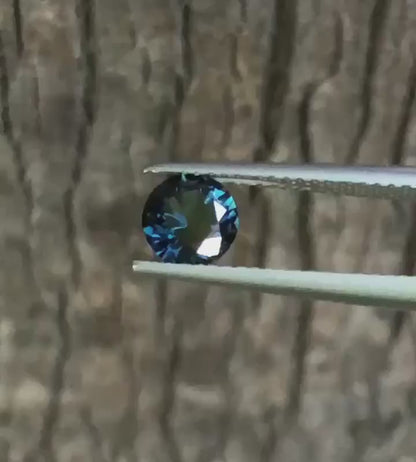 Rich Blue Sapphire. M1270