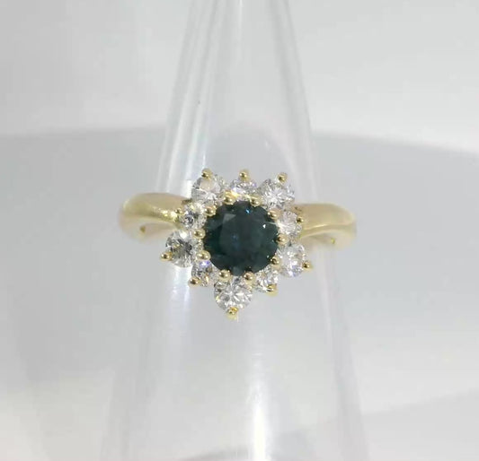 Beautiful Bright Blue Sapphire & Diamonds 18ct Gold Ring. M18195