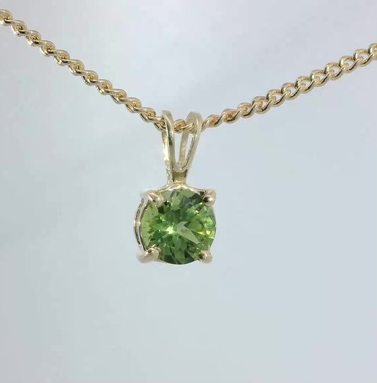 Bright Green Sapphire 9ct Gold Pendant. M92171