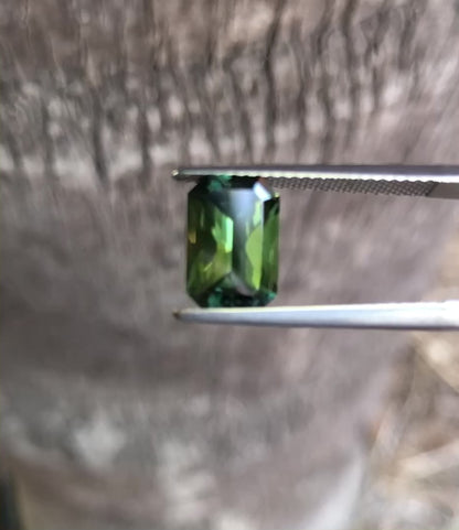 Radiant Green Sapphire. M1203