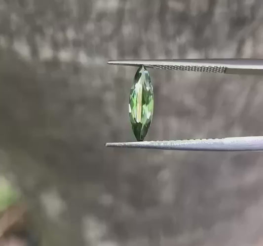 Light Green Sapphire. M1240