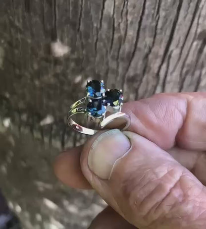 Vibrant Blue Sapphire 9ct White Gold Ring. M92214