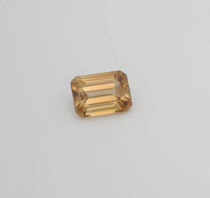 Exquisite Australian Zircon. M1144