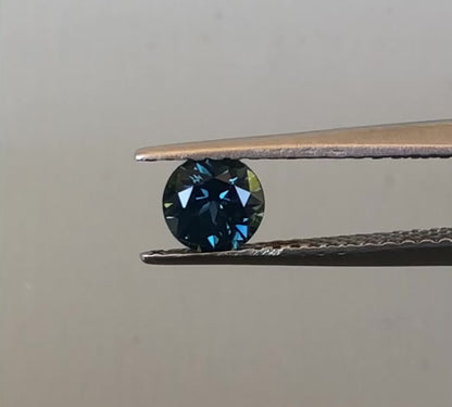 Bright Blue Sapphire. M1128
