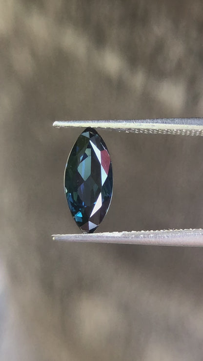 Beautiful Blue Australian Sapphire. M1066