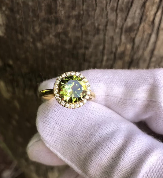 Magnificent Parti Sapphire & Diamond 18ct Gold Ring. M18239