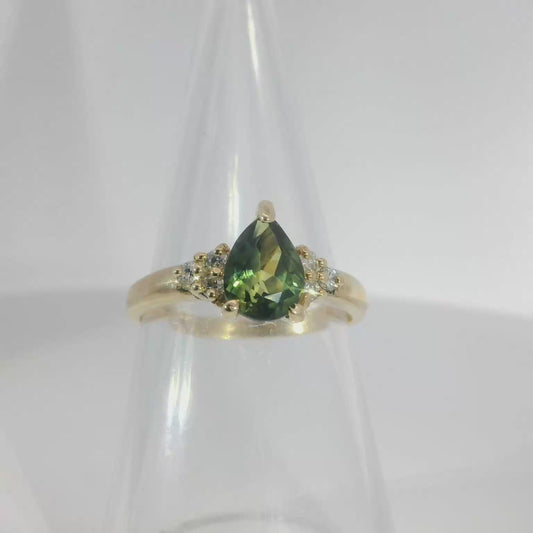 Parti Sapphire & Diamond 9ct Gold Ring. M91922